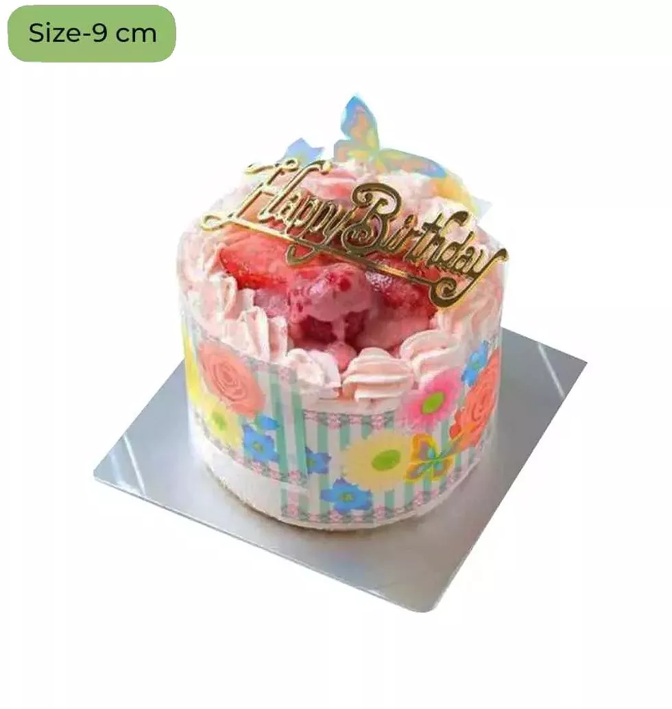 Heavenly Strawberry Delight Cake